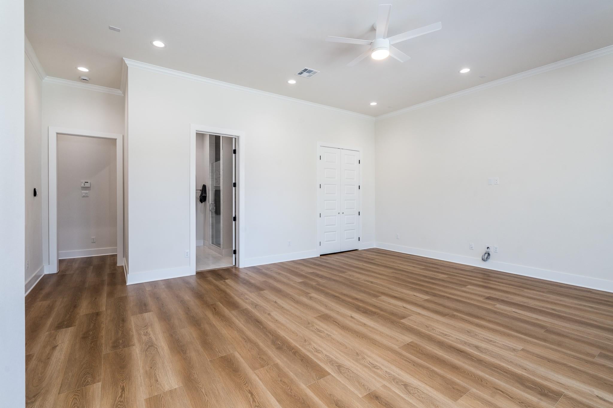 Houston, Texas, 77018, United States, 4 Bedrooms Bedrooms, ,5 BathroomsBathrooms,Residential,Active,1999925