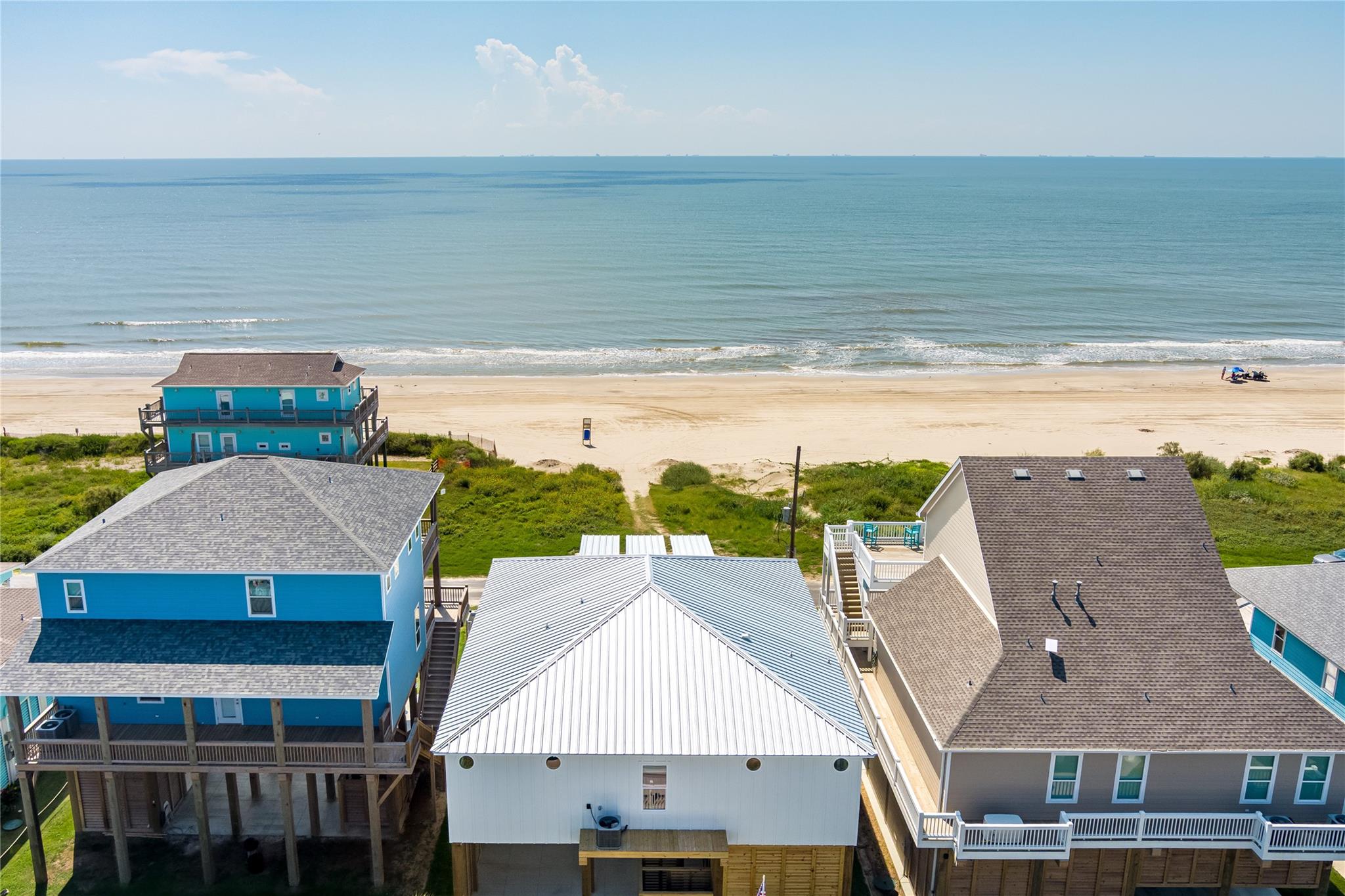 Crystal Beach, Texas, 77650, United States, 4 Bedrooms Bedrooms, ,3 BathroomsBathrooms,Residential,Active,1944100