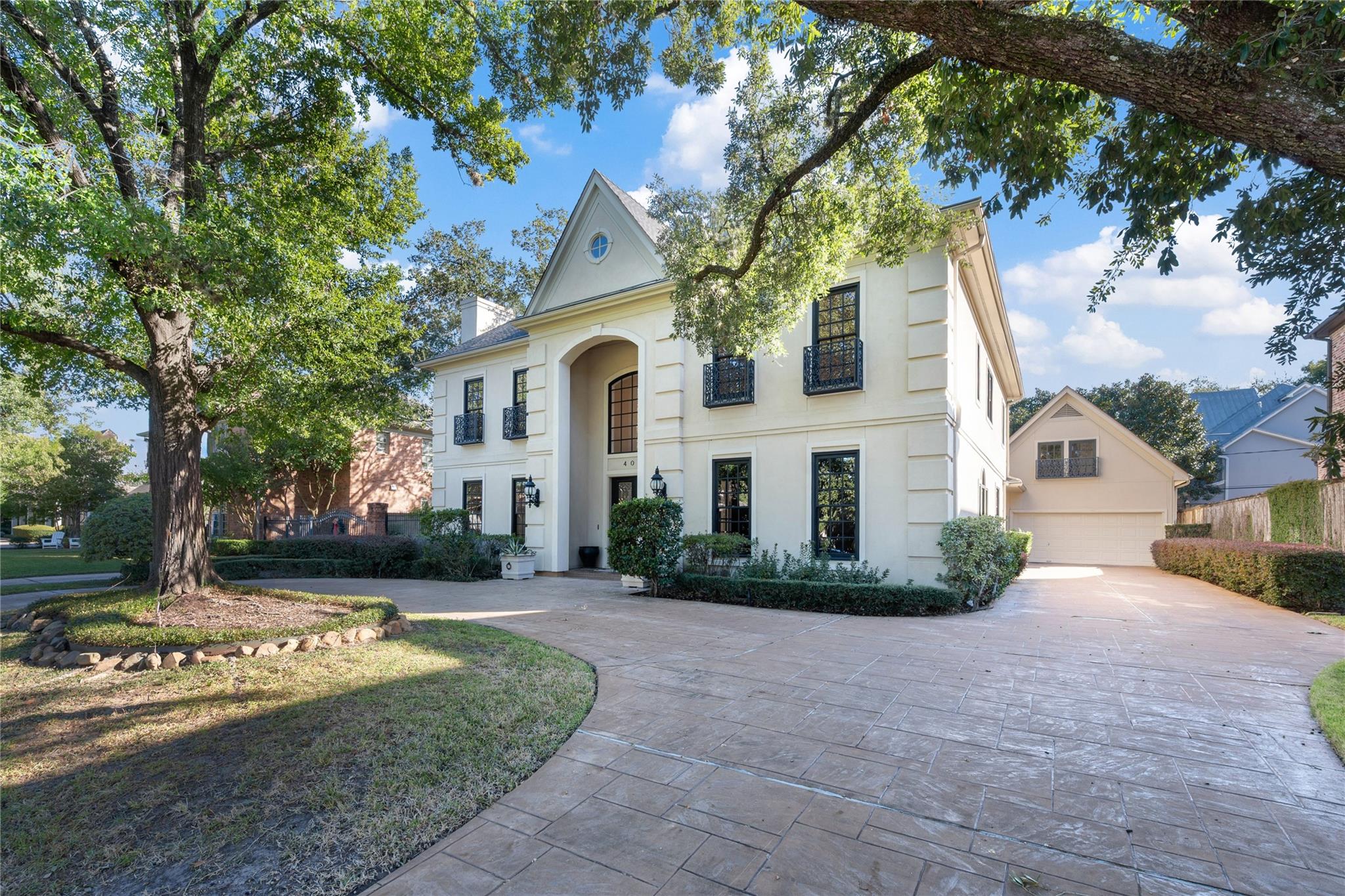 Houston, Texas, 77027, United States, 4 Bedrooms Bedrooms, ,5 BathroomsBathrooms,Residential,Active,1973647