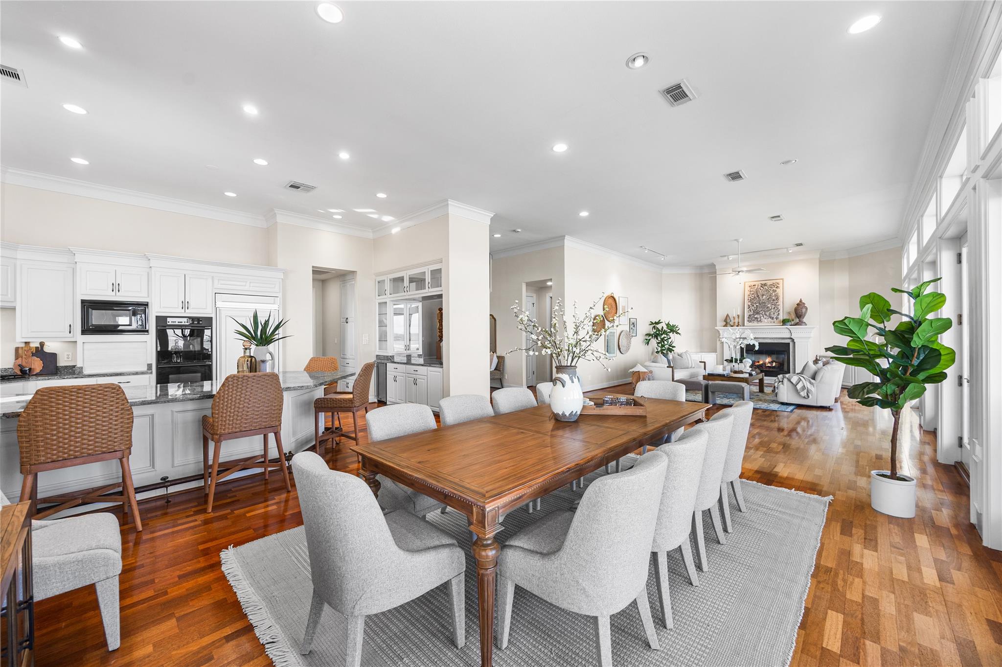 Galveston, Texas, 77554, United States, 4 Bedrooms Bedrooms, ,4 BathroomsBathrooms,Residential,Active,1989793