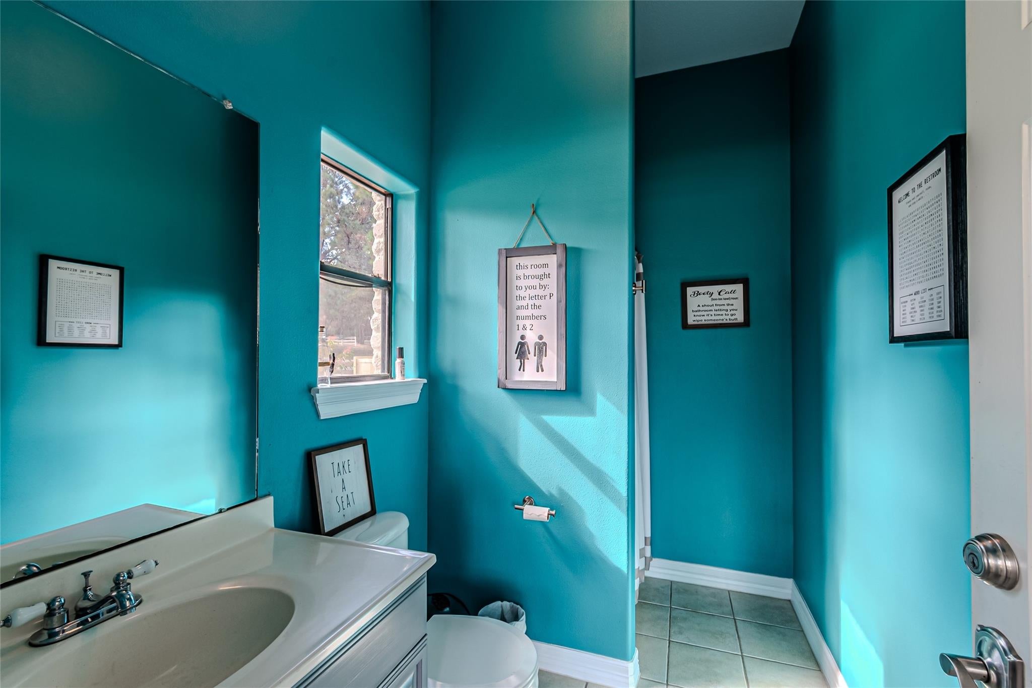 Montgomery, Texas, 77316, United States, 4 Bedrooms Bedrooms, ,7 BathroomsBathrooms,Residential,Active,1993945