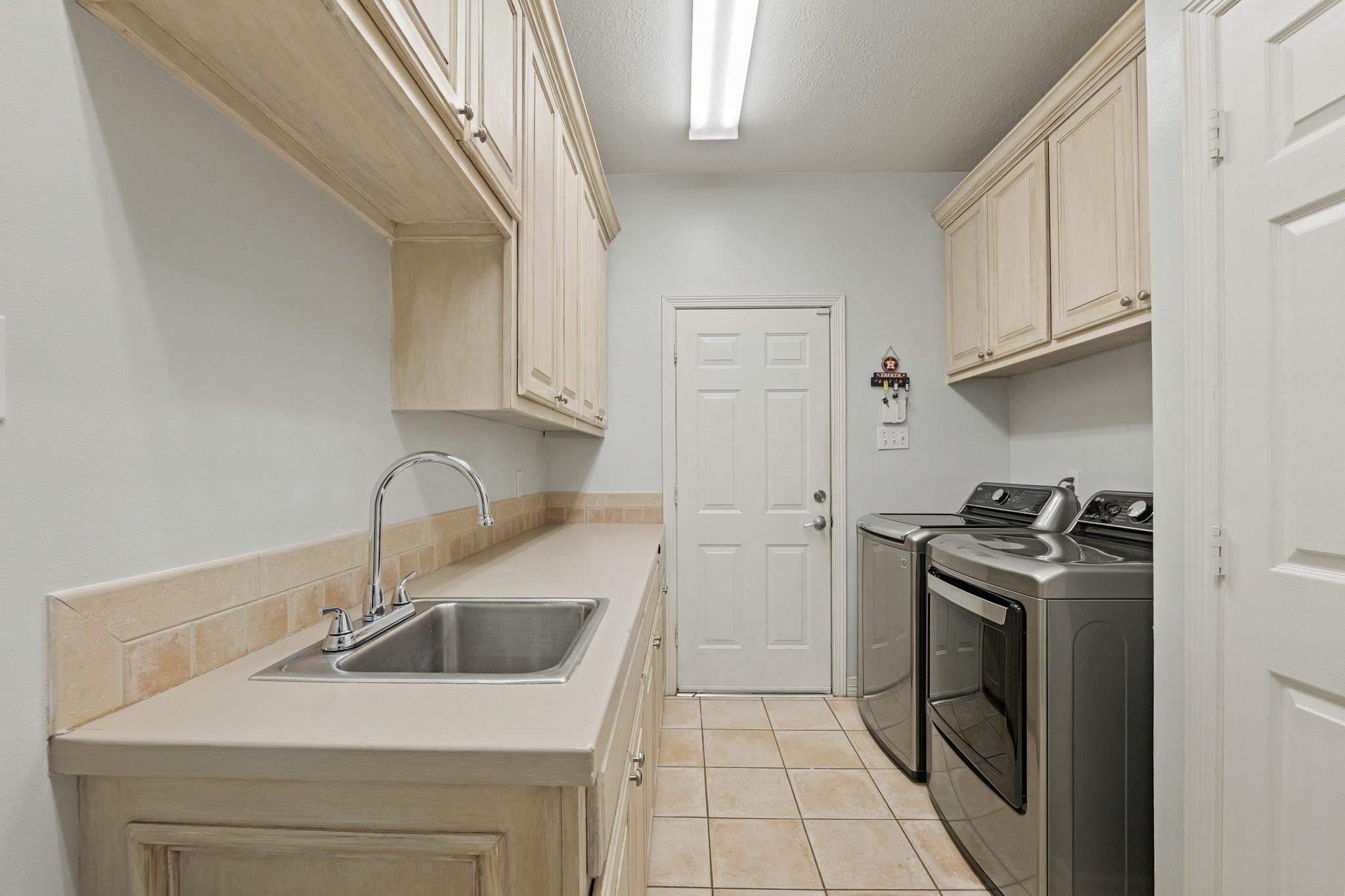 Magnolia, Texas, 77355, United States, 4 Bedrooms Bedrooms, ,5 BathroomsBathrooms,Residential,Active,1871832