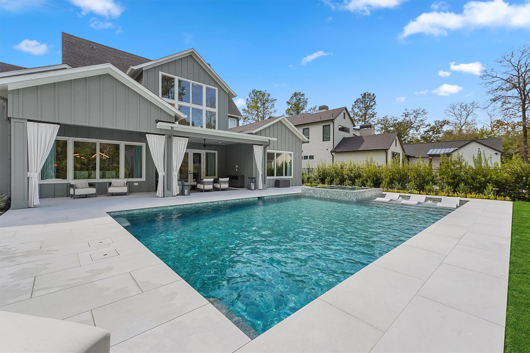 Montgomery, Texas, 77316, United States, 4 Bedrooms Bedrooms, ,4 BathroomsBathrooms,Residential,Active,1798152