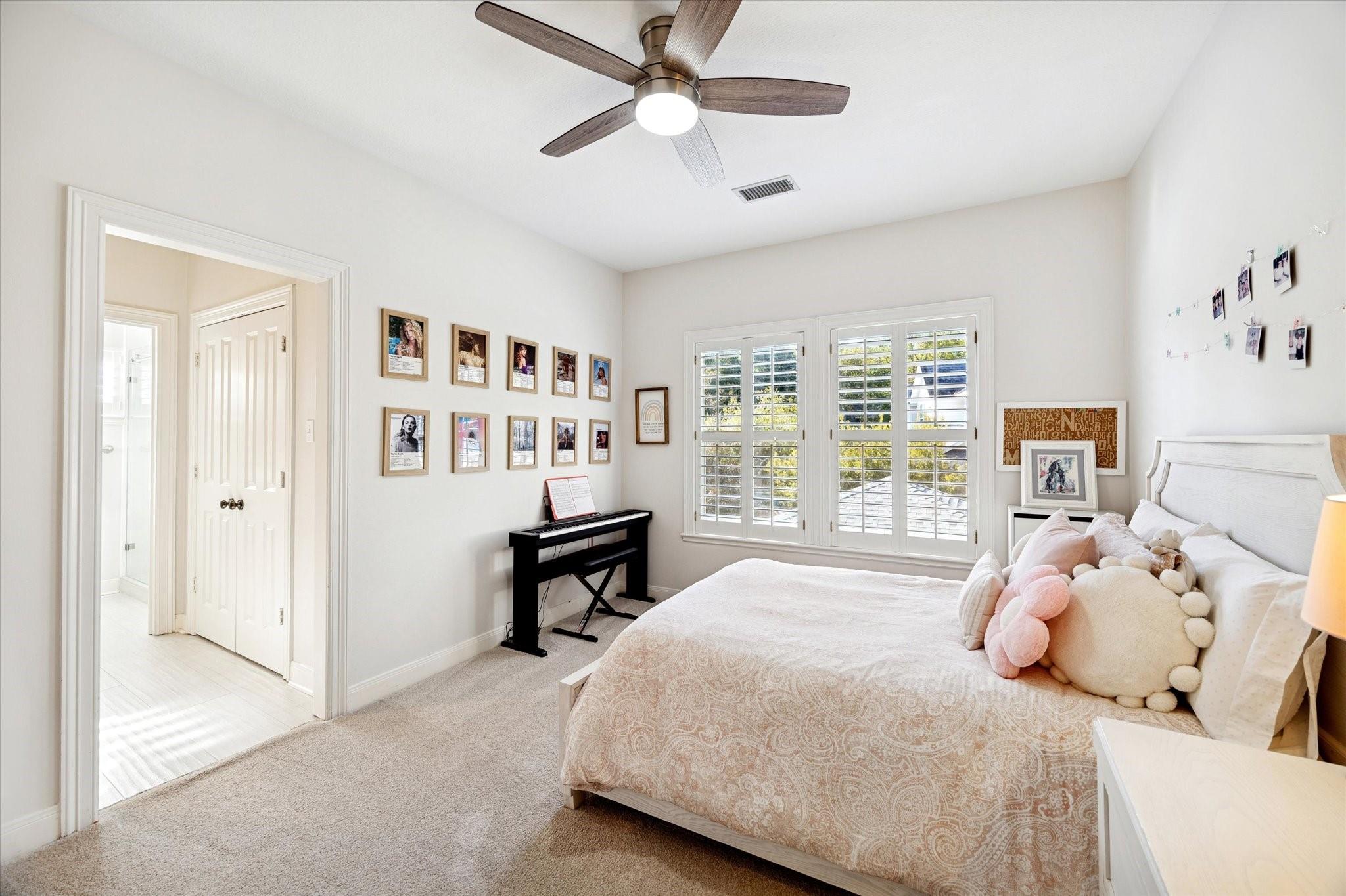 The Woodlands, Texas, 77382, United States, 4 Bedrooms Bedrooms, ,5 BathroomsBathrooms,Residential,Active,1989781