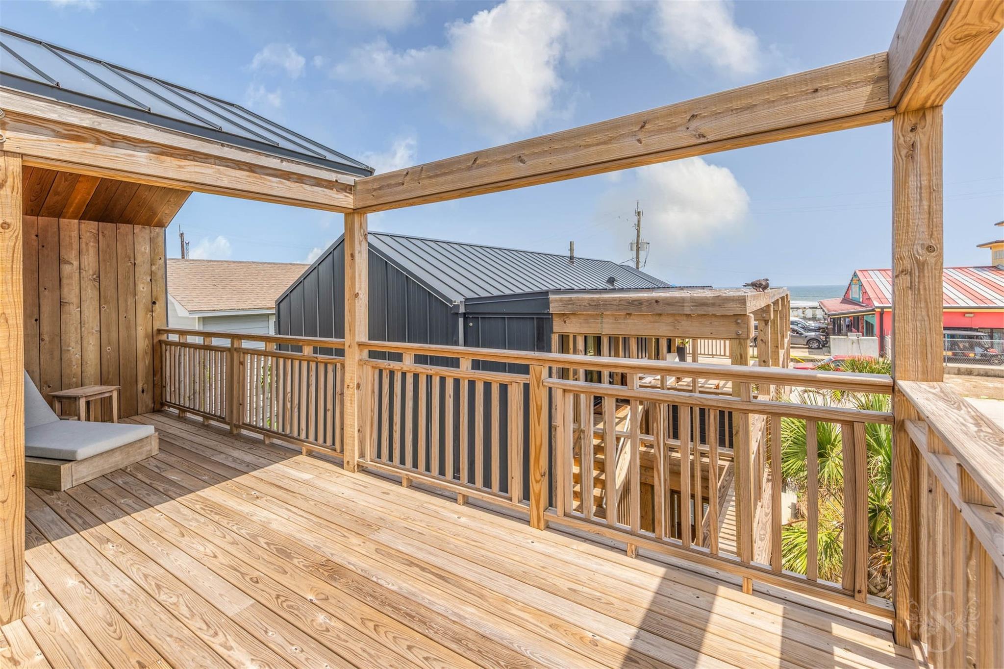 Galveston, Texas, 77550, United States, 4 Bedrooms Bedrooms, ,2 BathroomsBathrooms,Residential,Active,1885028