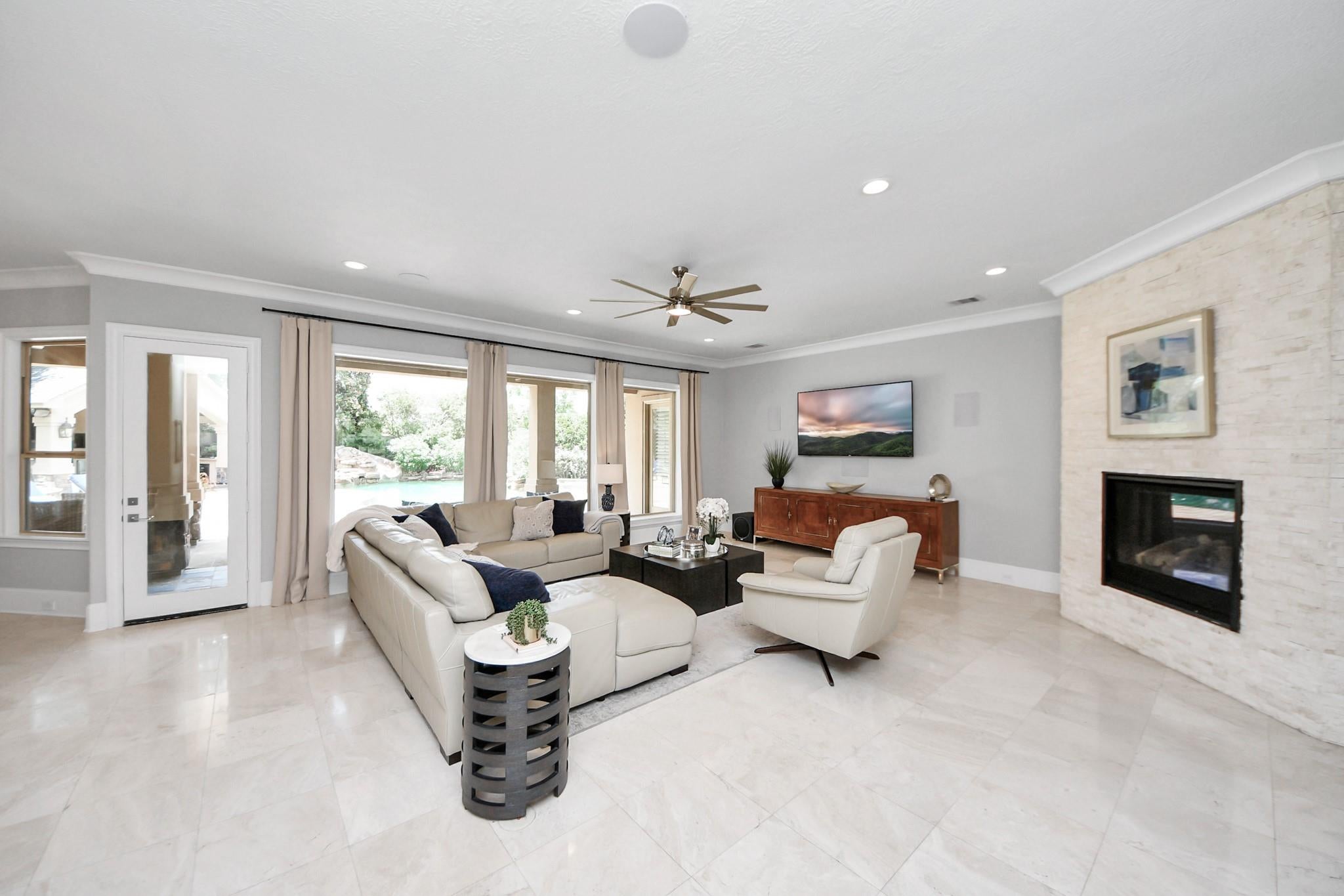 Kingwood, Texas, 77345, United States, 5 Bedrooms Bedrooms, ,5 BathroomsBathrooms,Residential,Active,1967113