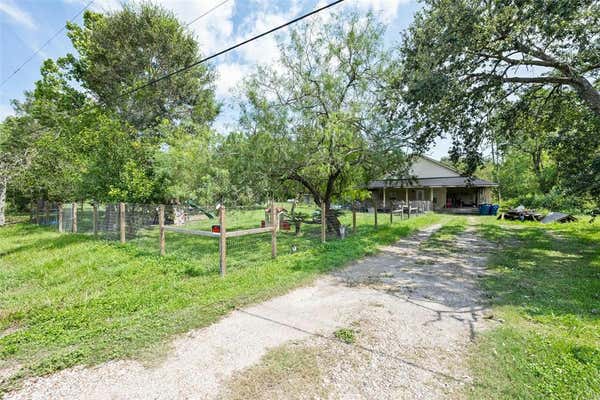 17919 COUNTY ROAD 171, ANGLETON, TX 77515 - Image 1