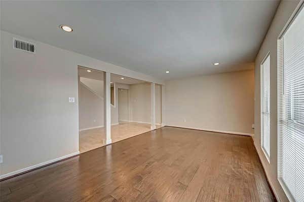 781 COUNTRY PLACE DR APT 2040, HOUSTON, TX 77079, photo 5 of 36