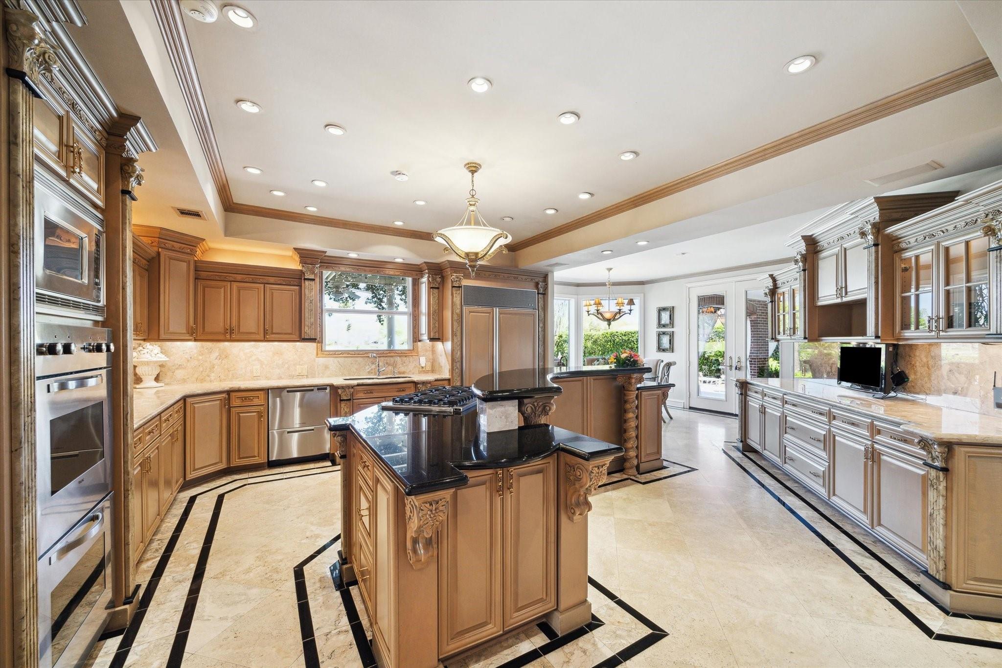 Sugar Land, Texas, 77479, United States, 6 Bedrooms Bedrooms, ,9 BathroomsBathrooms,Residential,Active,1970925