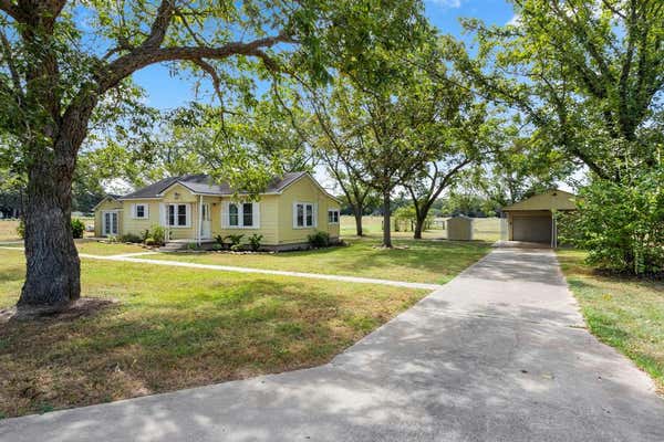 1868 COUNTY ROAD 218, WEIMAR, TX 78962, photo 3 of 36