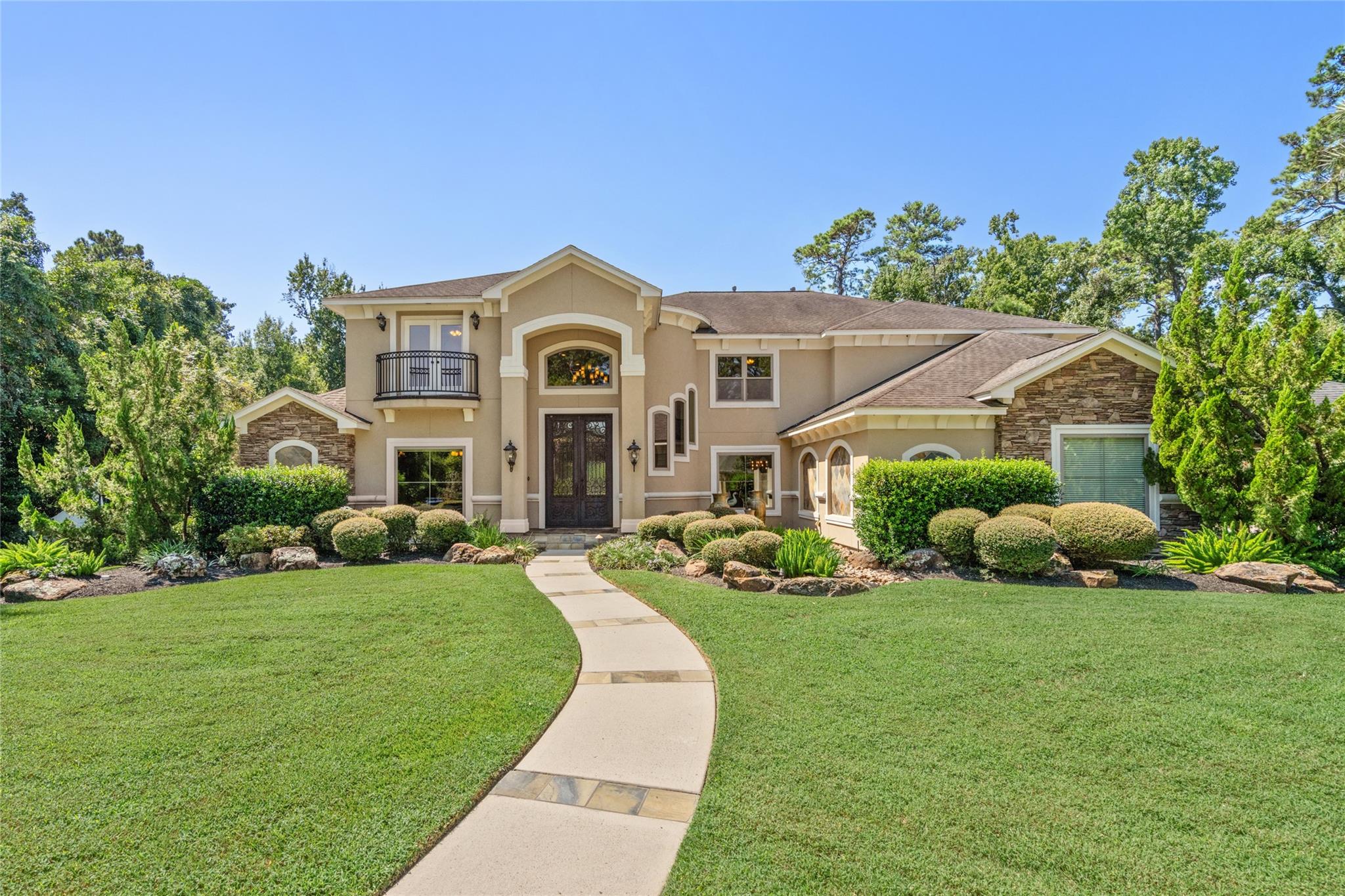 Humble, Texas, 77346, United States, 5 Bedrooms Bedrooms, ,8 BathroomsBathrooms,Residential,Active,1952313