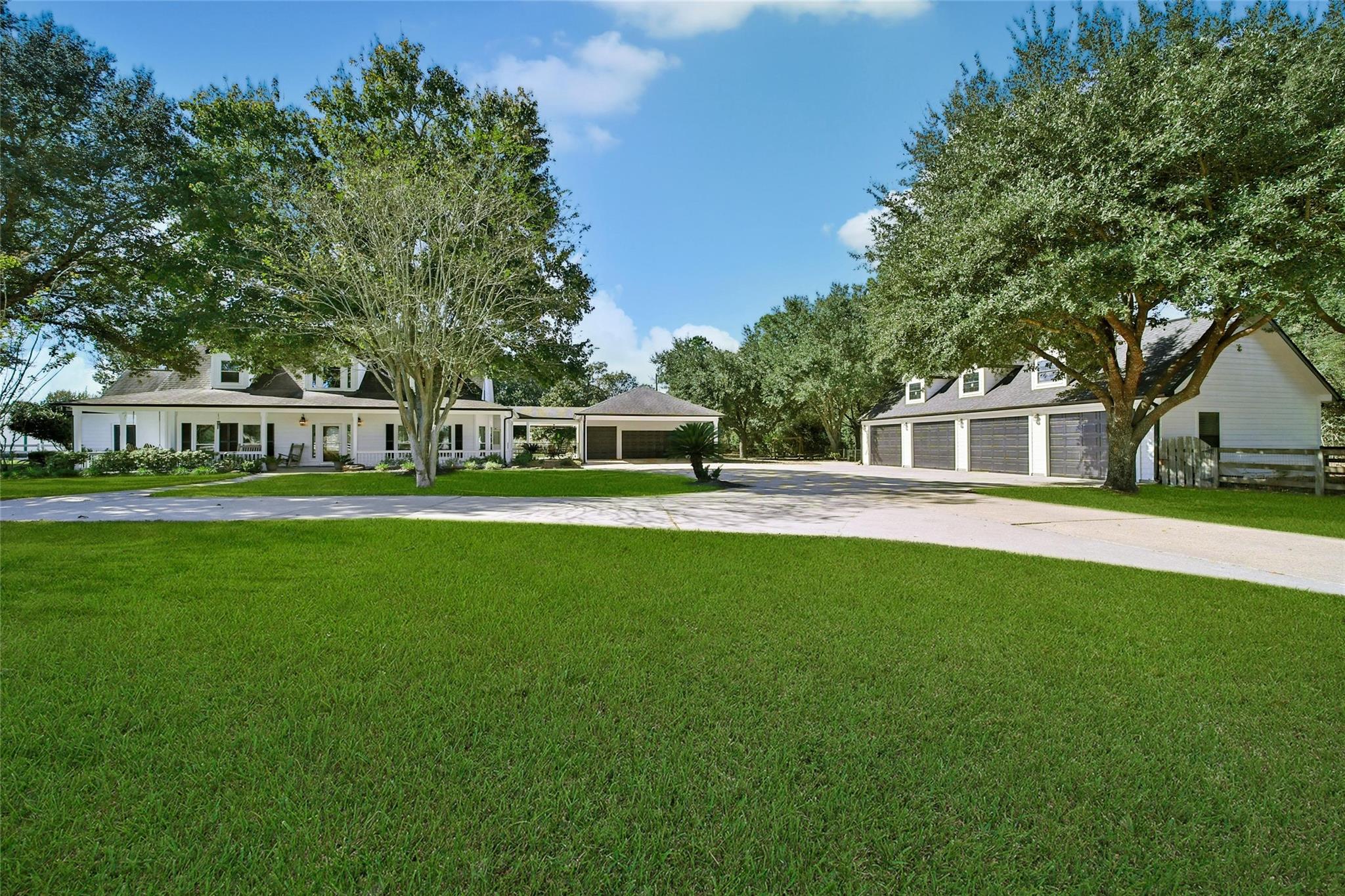 Magnolia, Texas, 77355, United States, 5 Bedrooms Bedrooms, ,3 BathroomsBathrooms,Residential,Active,2000195