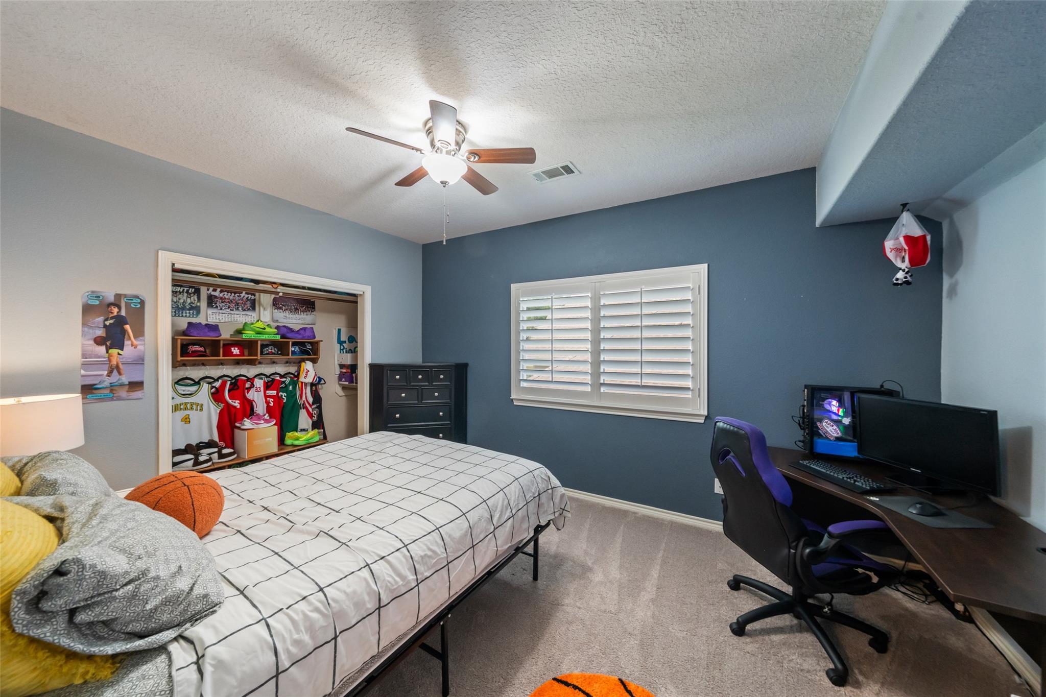 Montgomery, Texas, 77356, United States, 4 Bedrooms Bedrooms, ,4 BathroomsBathrooms,Residential,Active,1945544