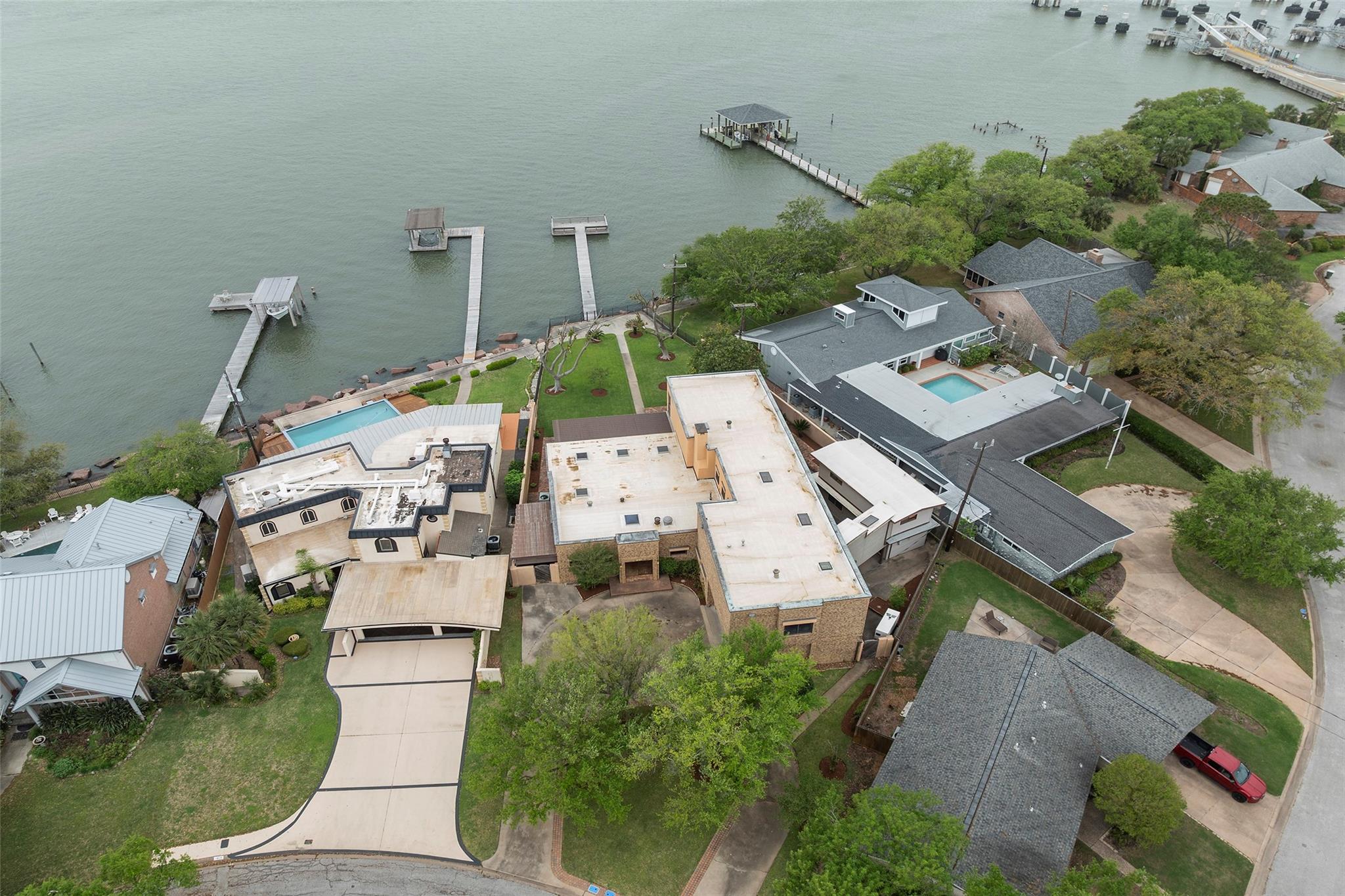 Galveston, Texas, 77550, United States, 4 Bedrooms Bedrooms, ,6 BathroomsBathrooms,Residential,Active,1905067