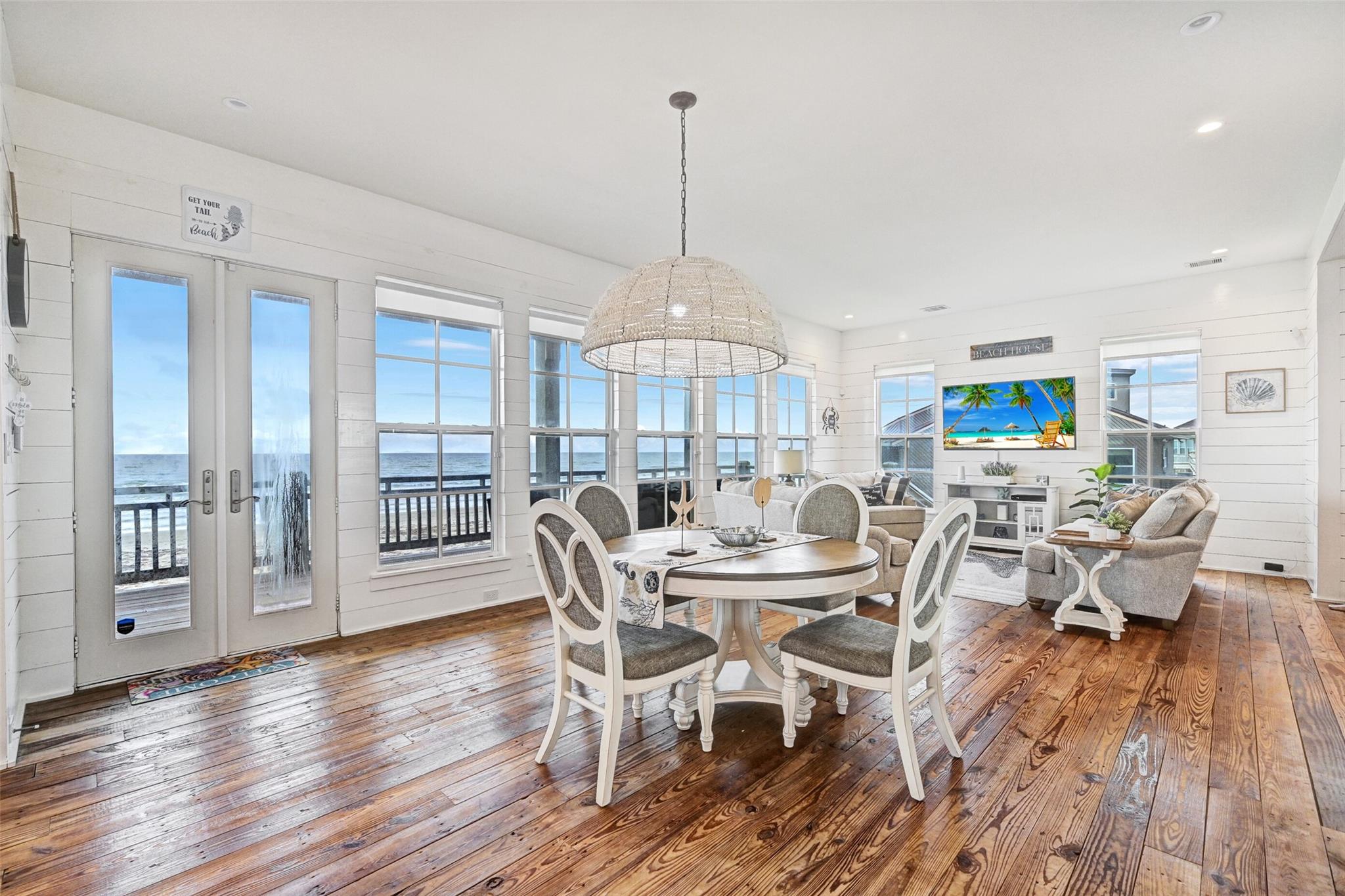 Galveston, Texas, 77554, United States, 3 Bedrooms Bedrooms, ,3 BathroomsBathrooms,Residential,Active,1880201