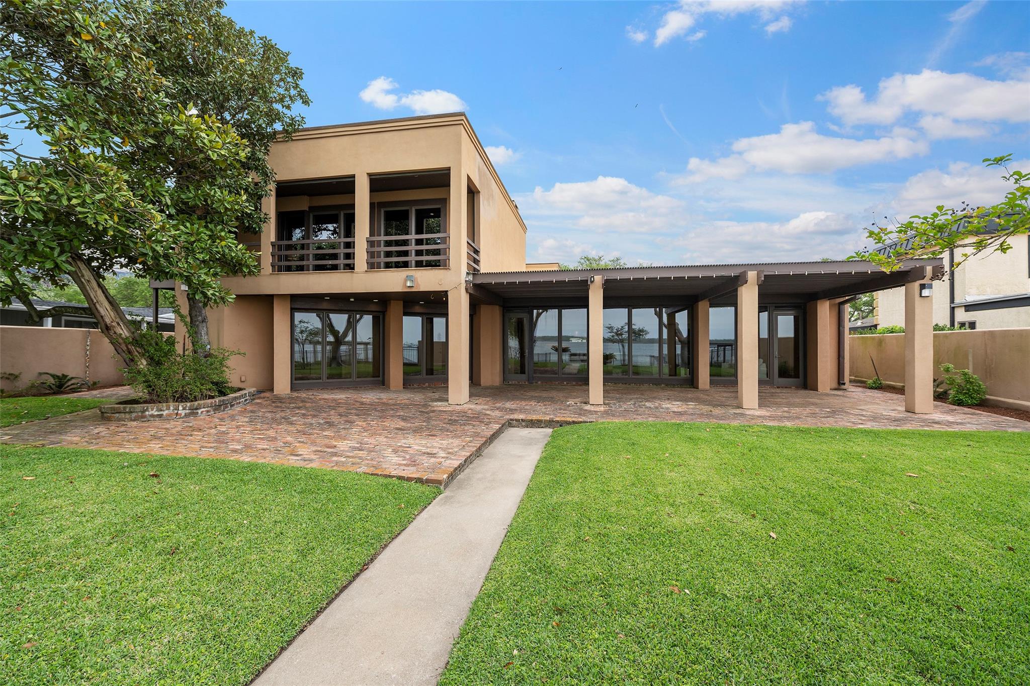 Galveston, Texas, 77550, United States, 4 Bedrooms Bedrooms, ,6 BathroomsBathrooms,Residential,Active,1905067