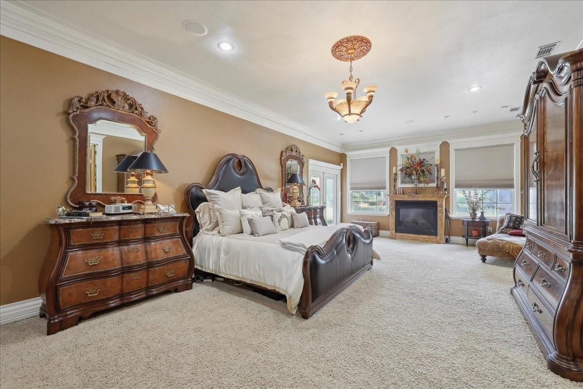 Beaumont, Texas, 77707, United States, 6 Bedrooms Bedrooms, ,10 BathroomsBathrooms,Residential,Active,1862916