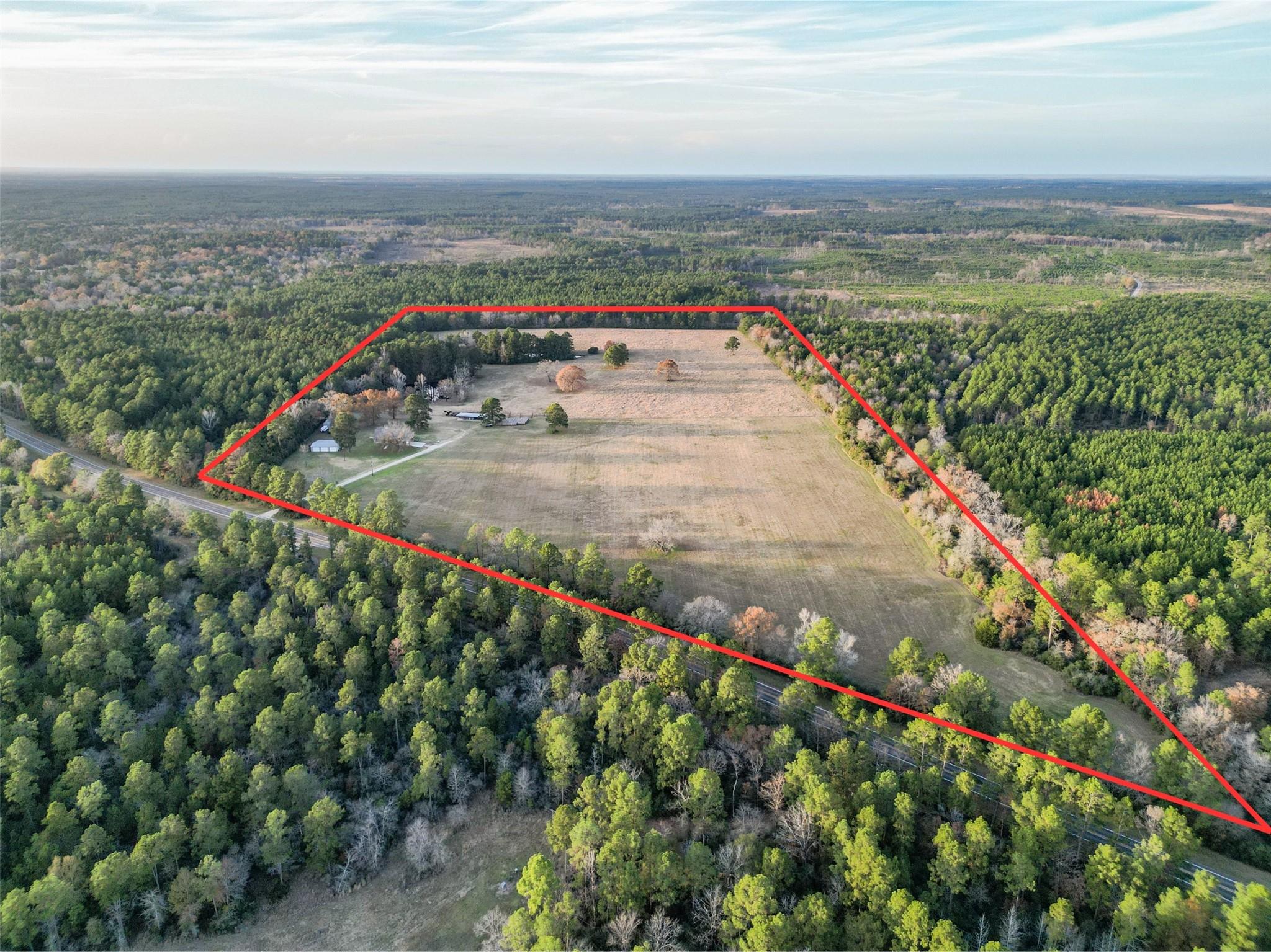 Trinity, Texas, 75862, United States, 3 Bedrooms Bedrooms, ,3 BathroomsBathrooms,Residential,Active,1998594