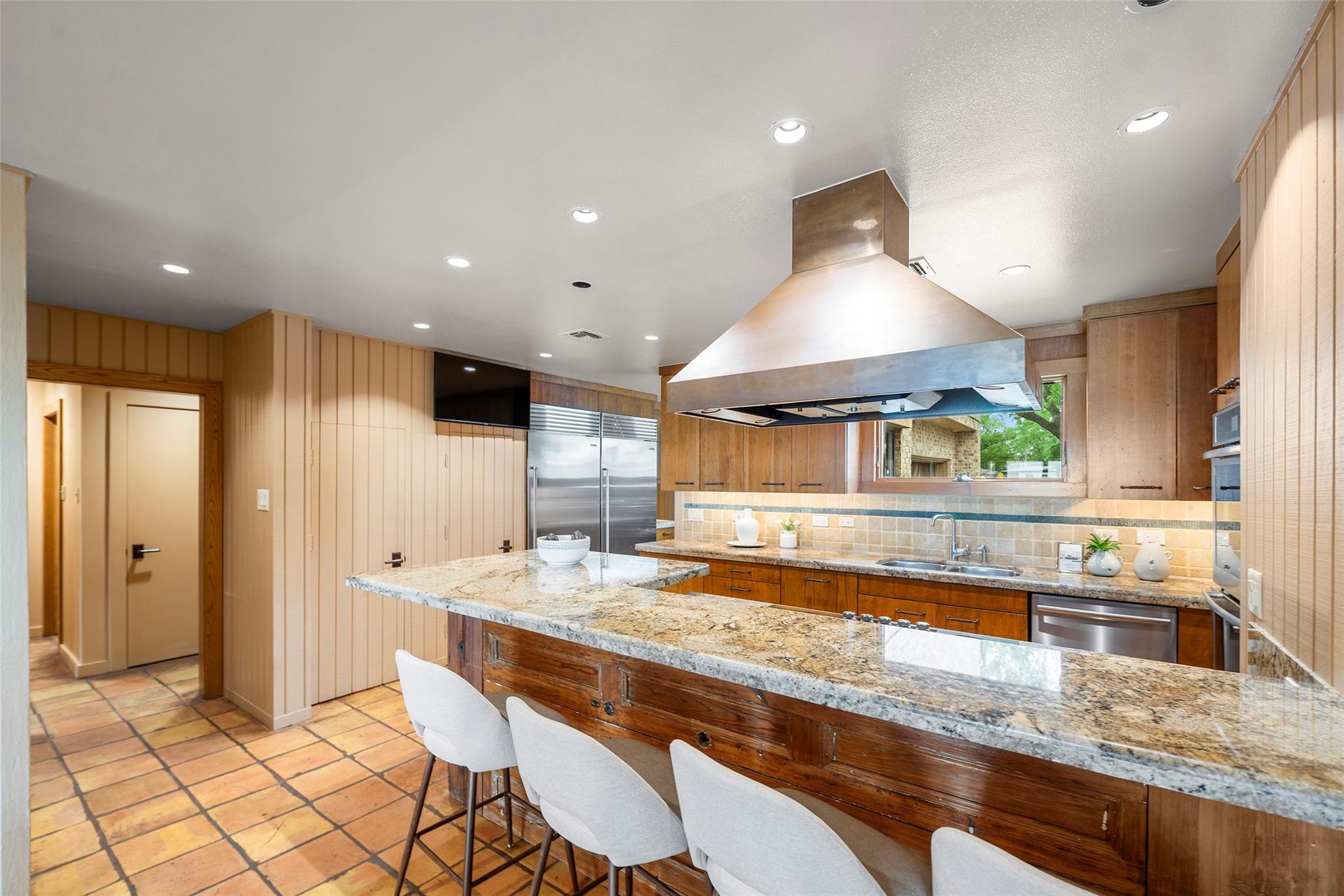 Galveston, Texas, 77550, United States, 4 Bedrooms Bedrooms, ,6 BathroomsBathrooms,Residential,Active,1905067