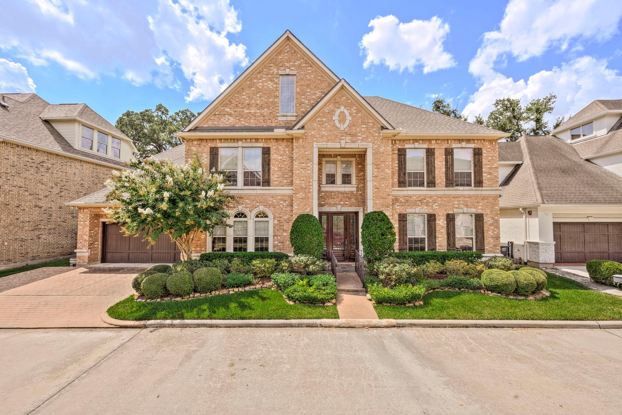 Houston, Texas, 77055, United States, 4 Bedrooms Bedrooms, ,4 BathroomsBathrooms,Residential,Active,1914629