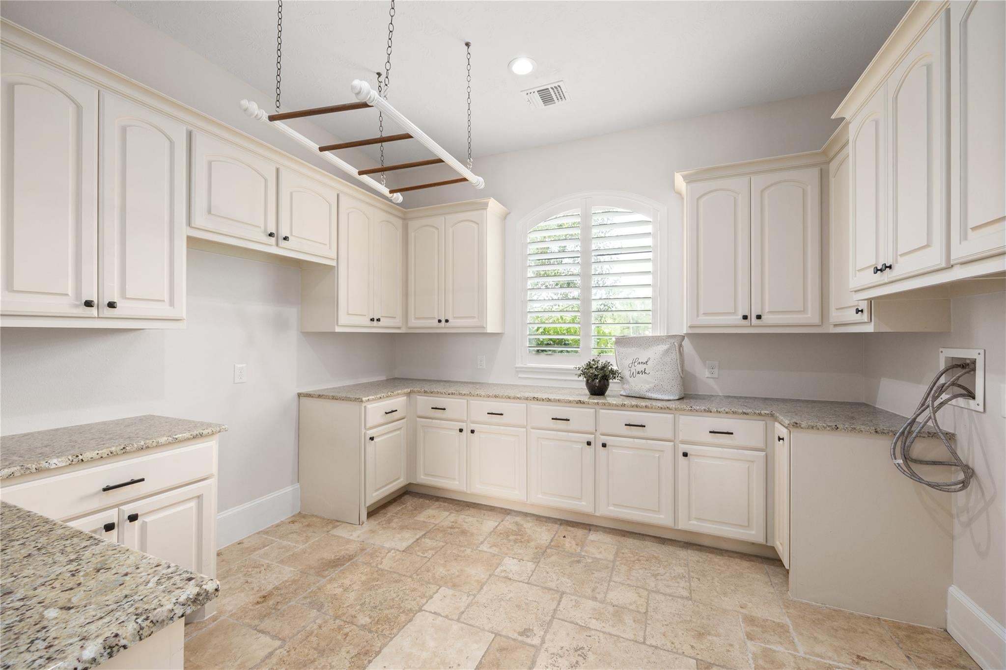 Missouri City, Texas, 77459, United States, 5 Bedrooms Bedrooms, ,6 BathroomsBathrooms,Residential,Active,1953420