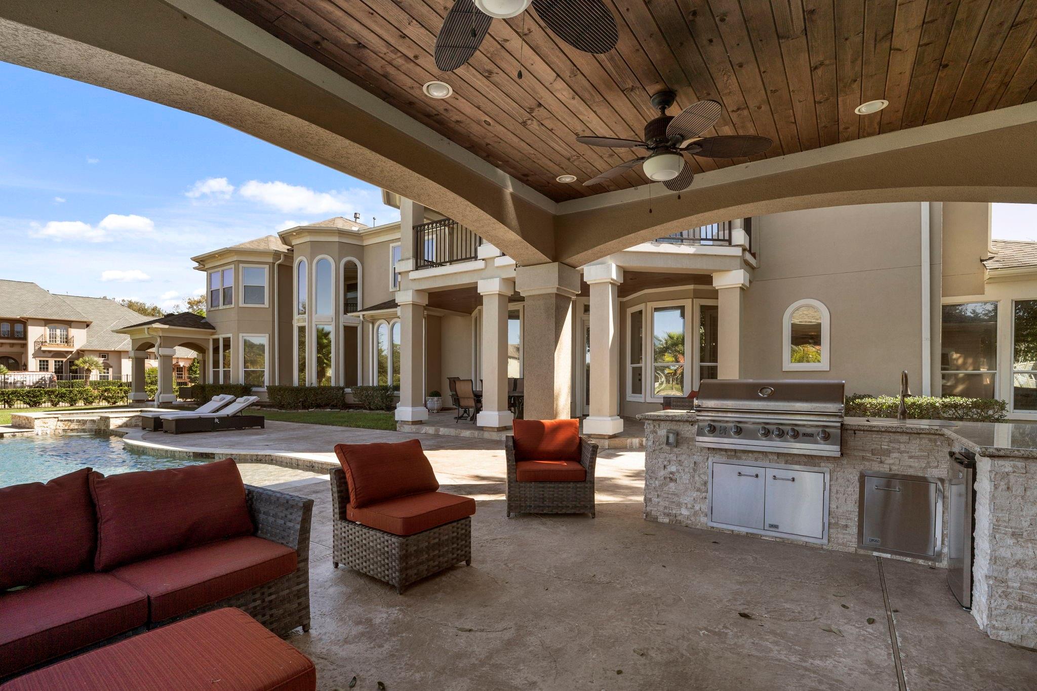 Missouri City, Texas, 77459, United States, 6 Bedrooms Bedrooms, ,5 BathroomsBathrooms,Residential,Active,2011881