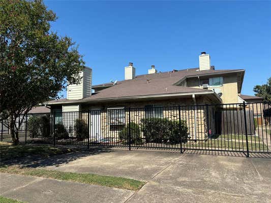 8022 SANDS POINT DR # 4, HOUSTON, TX 77036 - Image 1