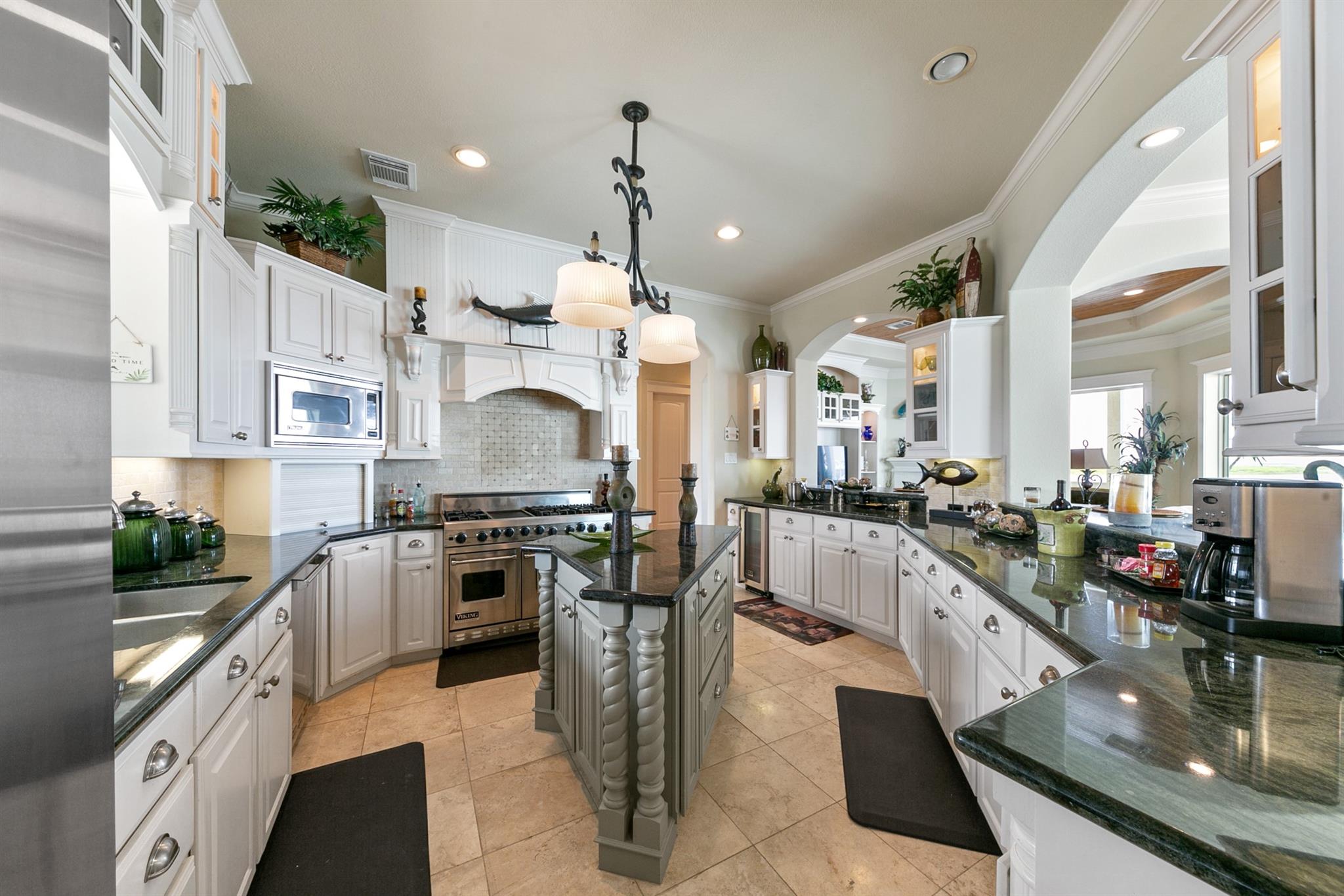 Galveston, Texas, 77554, United States, 4 Bedrooms Bedrooms, ,4 BathroomsBathrooms,Residential,Active,1943806