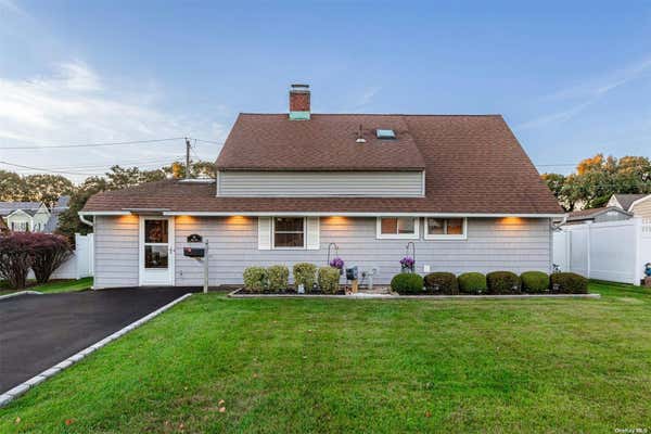 24 DEER LN, WANTAGH, NY 11793 - Image 1