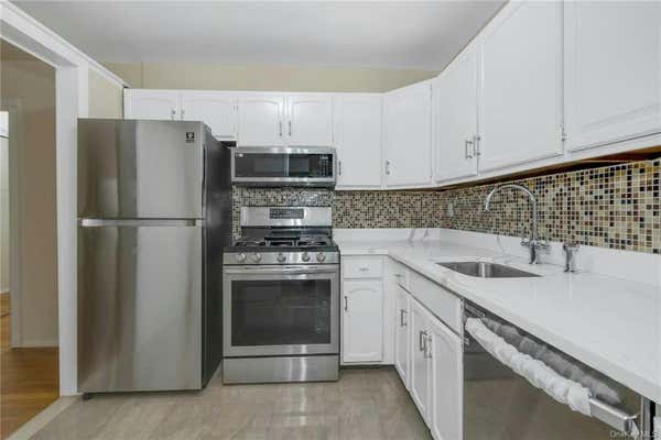 15 SCENIC DR APT K, CROTON ON HUDSON, NY 10520 - Image 1