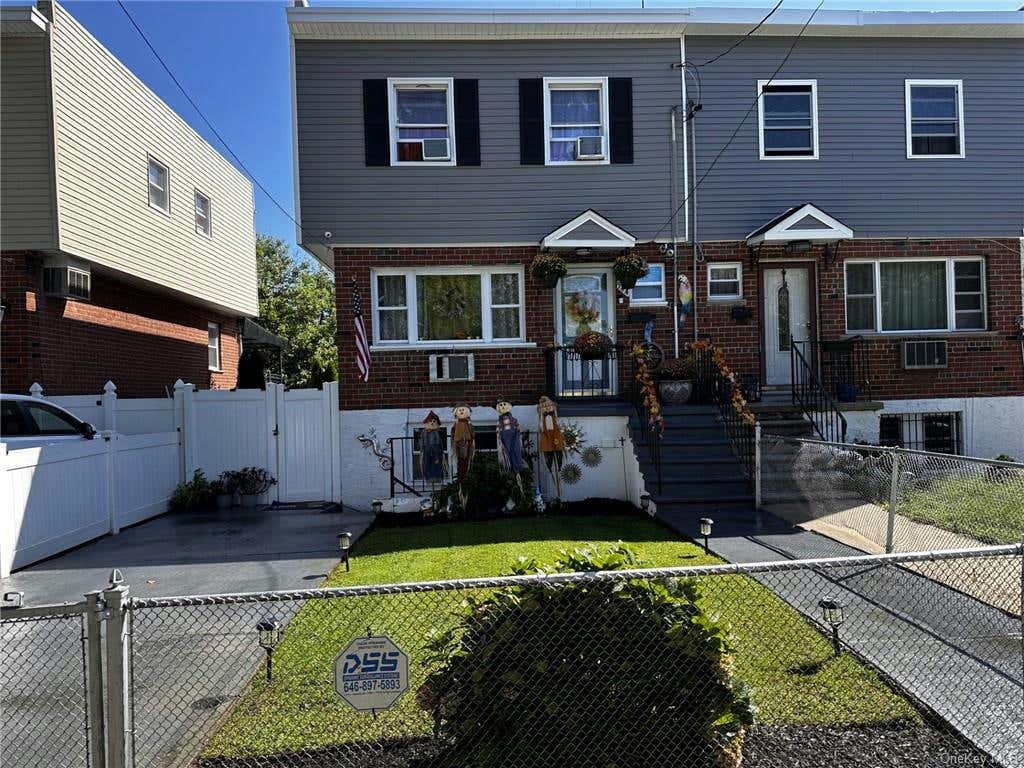 544 LELAND AVE, BRONX, NY 10473, photo 1 of 11