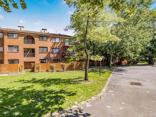 16 BRONXVILLE GLEN DR APT 13, BRONXVILLE, NY 10708 - Image 1