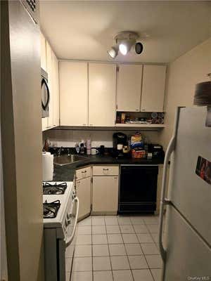 33 BARKER AVE APT 4F, WHITE PLAINS, NY 10601, photo 5 of 10