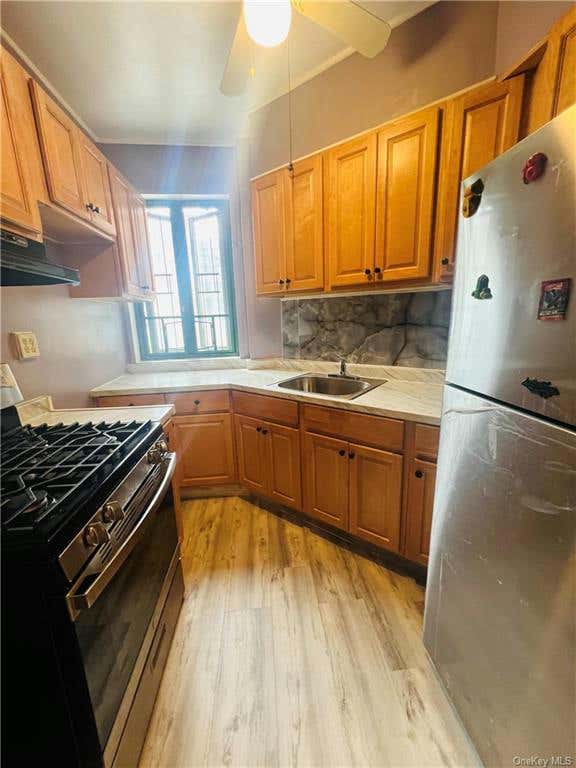 1540 UNIONPORT RD APT 4D, BRONX, NY 10462, photo 1 of 7