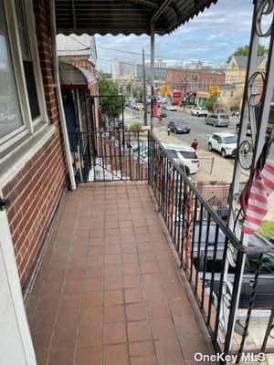 52-14 69TH ST, MASPETH, NY 11378, photo 3 of 10