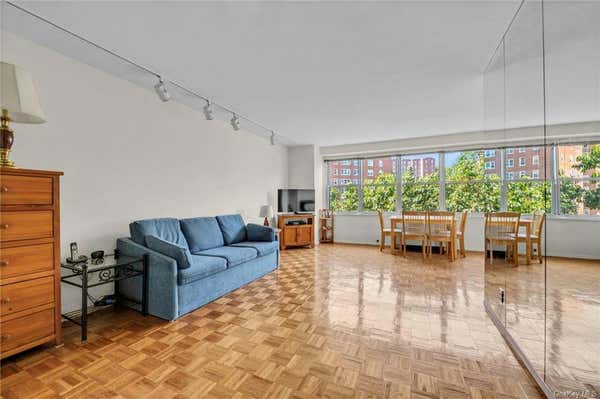 555 KAPPOCK ST APT 6M, BRONX, NY 10463 - Image 1