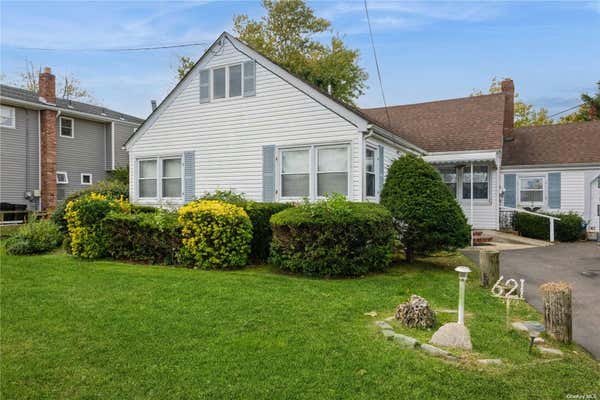 621 S 9TH ST, LINDENHURST, NY 11757 - Image 1