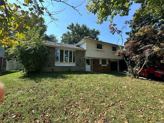 35 MYRON RD, PLAINVIEW, NY 11803 - Image 1