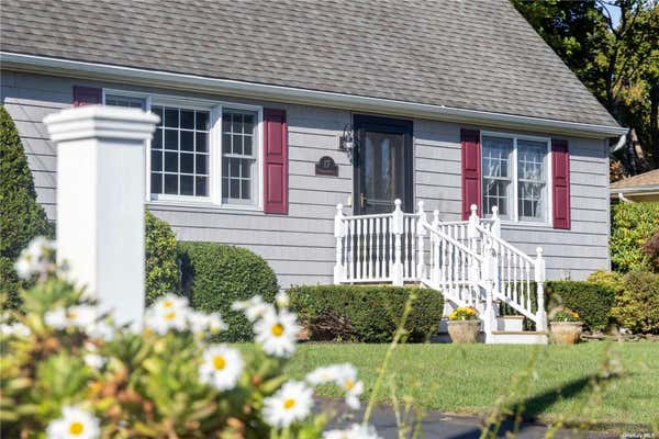 17 CIRCLE DRIVE, JAMESPORT, NY 11947 - Image 1