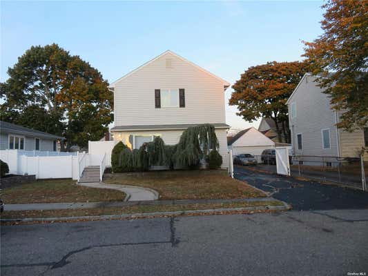 141 GRANADA PKWY, LINDENHURST, NY 11757 - Image 1