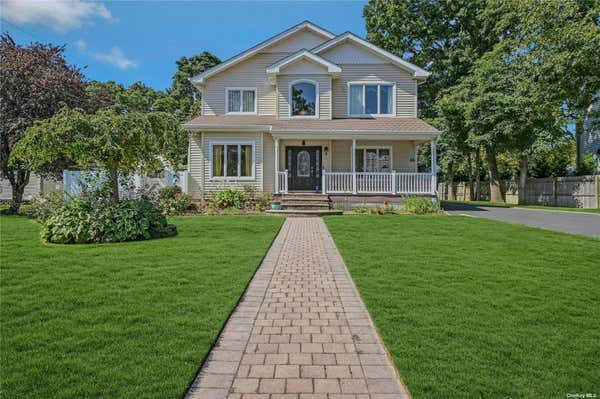 984 BALDWIN PATH, DIX HILLS, NY 11746 - Image 1