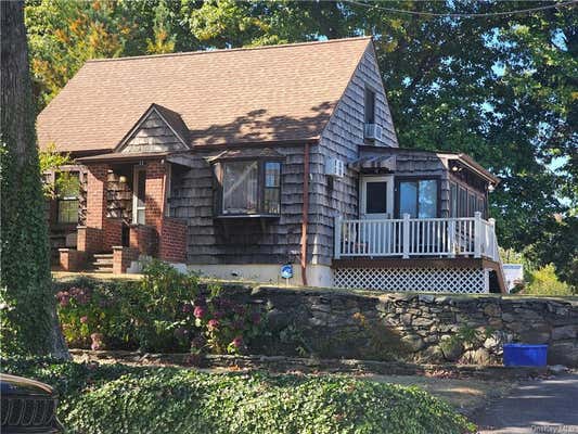 31 RIDGEWOOD AVE, YONKERS, NY 10704 - Image 1