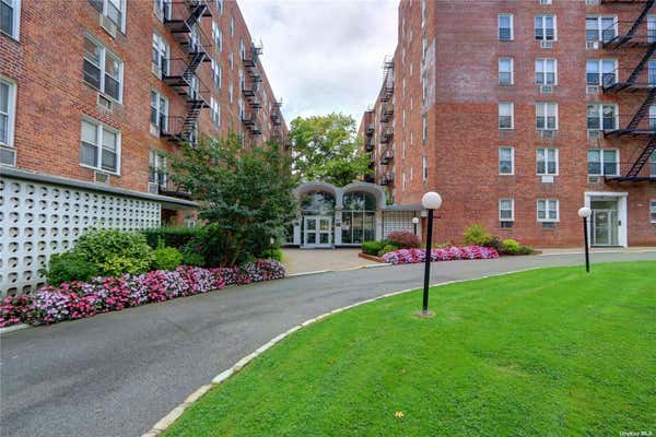 54-44 LITTLE NECK PKWY # 2T, LITTLE NECK, NY 11362 - Image 1