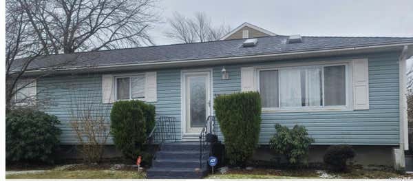 956 PECONIC AVE, WEST BABYLON, NY 11704 - Image 1