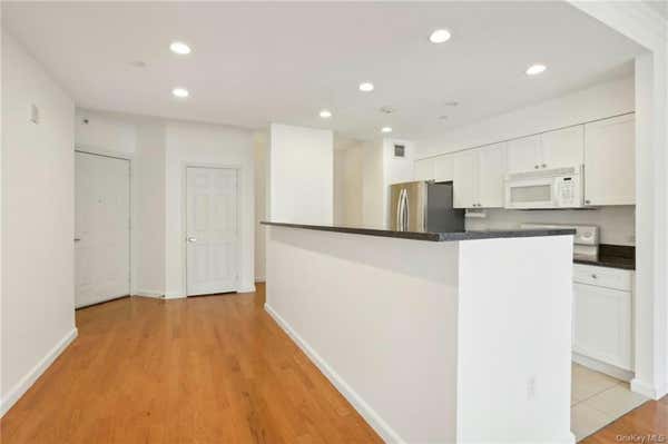 300 MAMARONECK AVE APT 609, WHITE PLAINS, NY 10605, photo 5 of 24