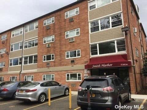 222 SMITH ST APT 4H, FREEPORT, NY 11520, photo 1 of 6