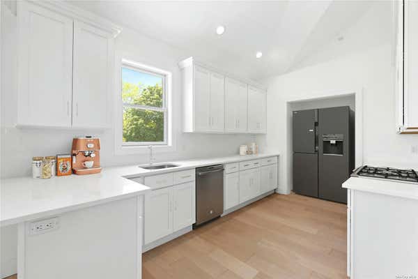 21 MONTAUK HWY # 11, WESTHAMPTON, NY 11977 - Image 1