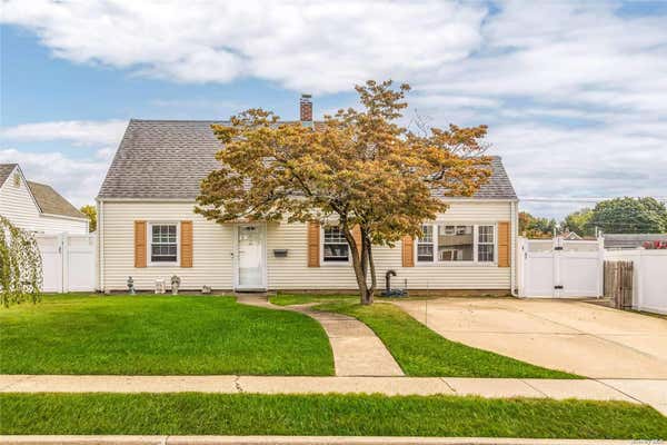 73 FORGE LN, LEVITTOWN, NY 11756 - Image 1