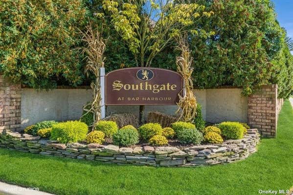 109 SOUTHGATE DR # 109, MASSAPEQUA PARK, NY 11762 - Image 1