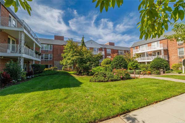 120 MORRIS AVE APT A15, ROCKVILLE CENTRE, NY 11570 - Image 1